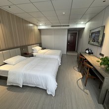 盐城校苑快捷酒店(宝龙城市广场缤纷亚洲店)