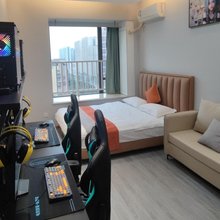 壹号电竞民宿(成都龙泉师范大学成龙店)