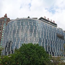 悦华江景酒店