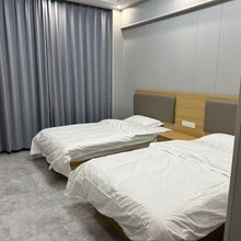 朗县鑫新宾馆