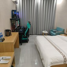 澜亭民宿(方圆荟购物中心店)