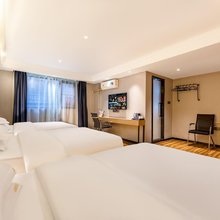 桔曼轻居(钟落潭地铁站庆达广场店)