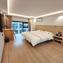 海宁潮汐宿(尖山新区店)
