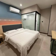 布丁酒店(济南趵突泉店)
