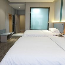 商洛泊客湾酒店