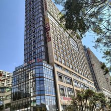 青鸟艺术酒店(昆明南站店)