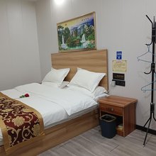 西宁思云宾馆(大新街夜市店)