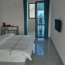 雅朵独享公寓