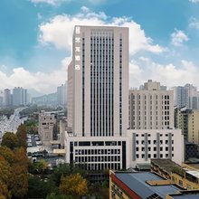 艺龙酒店(西安空军工程大学浐河地铁站店)