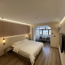 哈尔滨范特西民宿(中央大街店)