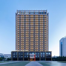 乔治莫兰迪酒店(威海火炬八街国际海水浴场店)