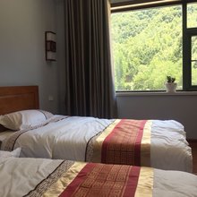 栾川良栖山院民宿