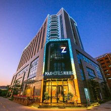 潮漫酒店(广州萝岗科学城神舟路地铁站店)