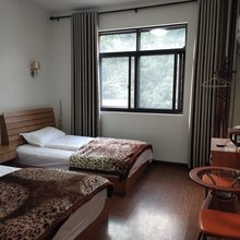 大明山艳宏休闲山庄