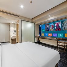 壳子假日智能酒店(成都西站青羊万达店)