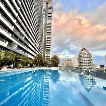 景洪市麓客民宿(告庄西双景星光夜市店)