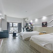 诗艺电竞公寓(人民北路地铁站金牛万达店)