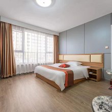 柏林酒店(济南高铁西站山东国际会展中心店)