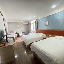 诺顿轻奢酒店(贵阳省人民医院甲秀楼店)