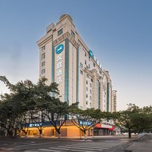 汉庭酒店(龙岩万宝广场店)