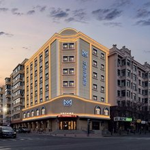 马迭尔M+酒店(哈尔滨中央大街红专街早市店)