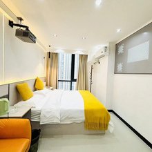 无意影院式民宿(鱼洞华熙店)