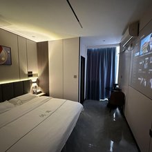 广州偶寓Hotel(广州柯木塱地铁站店)