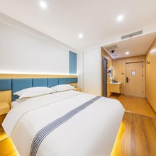 兰玺酒店(兰州正宁路小吃夜市店)