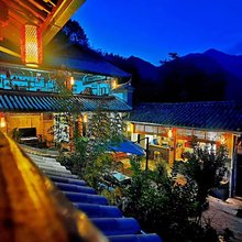 诺邓古村复甲山居