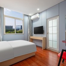 凯邦宾馆(武汉黄鹤楼首义地铁站店)