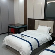 岑巩兴龙时尚酒店