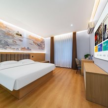 万岁城轻奢酒店(开封万岁山大宋武侠城清明上河园店)