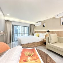 曼华顿公寓(鹤洞东地铁站店)