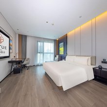 璞阅S酒店(兰州中心敦煌路店)