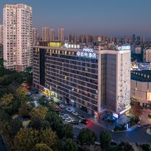迈舟酒店(宁波鄞州宝龙广场店)