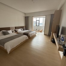 拾间逸舍民宿