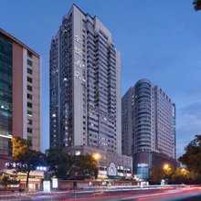 全悦酒店(IFS国金中心迎宾路口地铁站店)