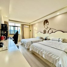 昭通竟旅电竞酒店(望海公园店)