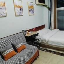 大连仲夏客舍