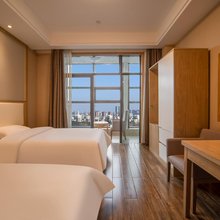 安越轻居(鲁迅故里越秀外国语学院店)