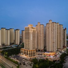 全季酒店(襄阳航空路政务中心店)