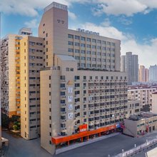 秋望酒店(上海漕宝路地铁站店)