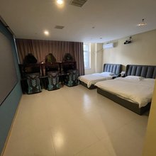 戊语主题酒店