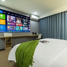 杭州余杭宏河智能酒店(南湖东地铁站店)