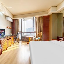 南昌红谷桐舍公寓(红谷滩翠苑路地铁站店)