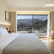 吃山民宿(瓦屋山景区店)