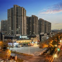 汉庭酒店(海安中学凤山北路店)