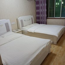 盐亭龙辰宾馆