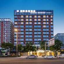 成都西博城美瑞酒店(兴隆湖湿地公园华西天府医院店)
