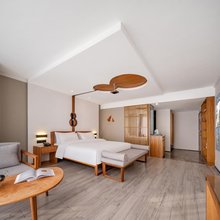 和顺·新亚洲美学酒店(下沙开发区云水地铁站店)